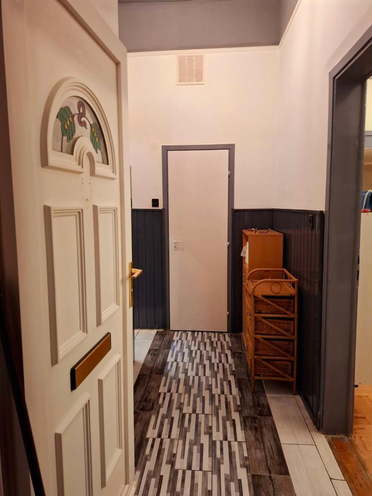 Viko Apartman 1 Apartment